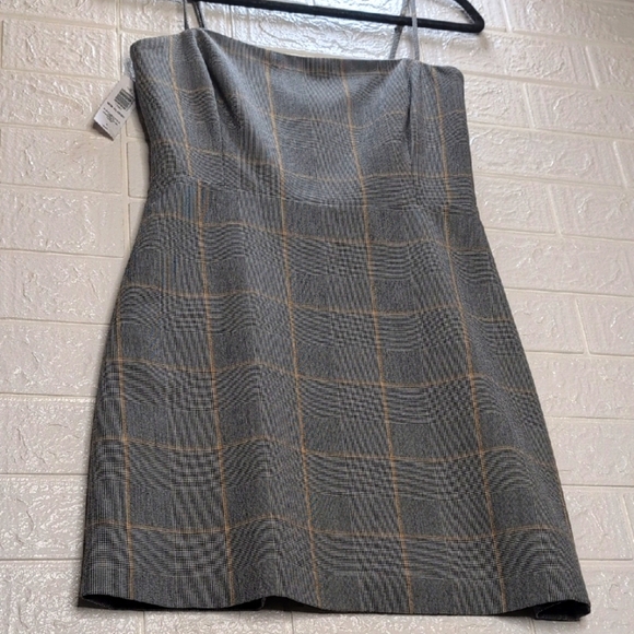 287-NWT Wilfred Gray and Tan Plaid Strapless Dress - Picture 2 of 8
